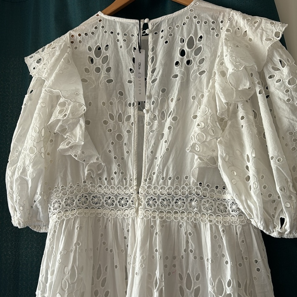 ASOS DESING eyelet tiered maxi dress - Picture 6 of 15